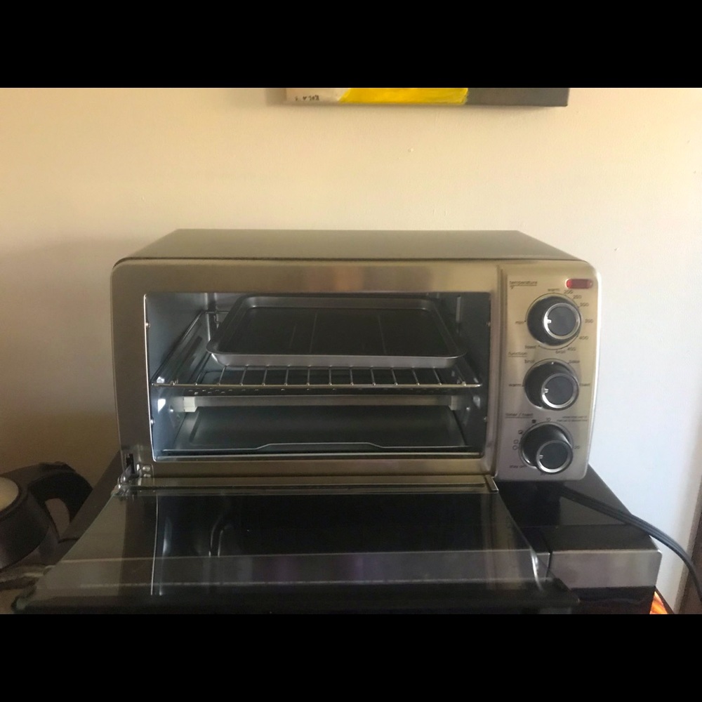 Black & Decker Stainless steel Toaster Oven